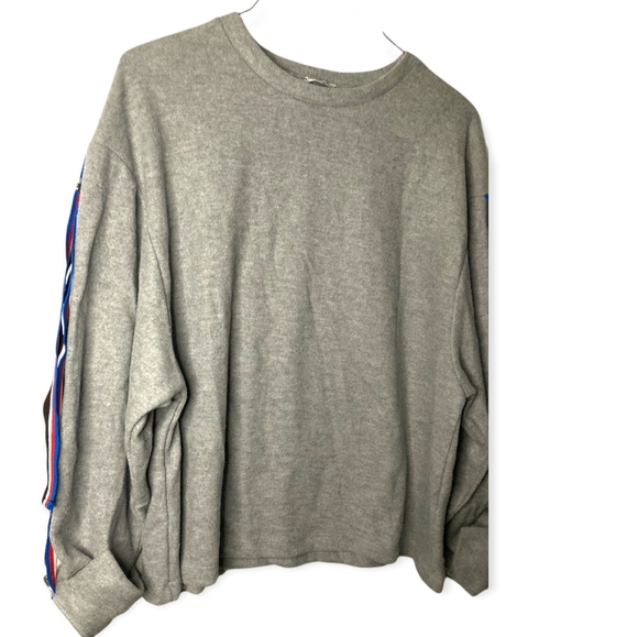 Zara Trafaluc Sweater (small) - Picture 3 of 8